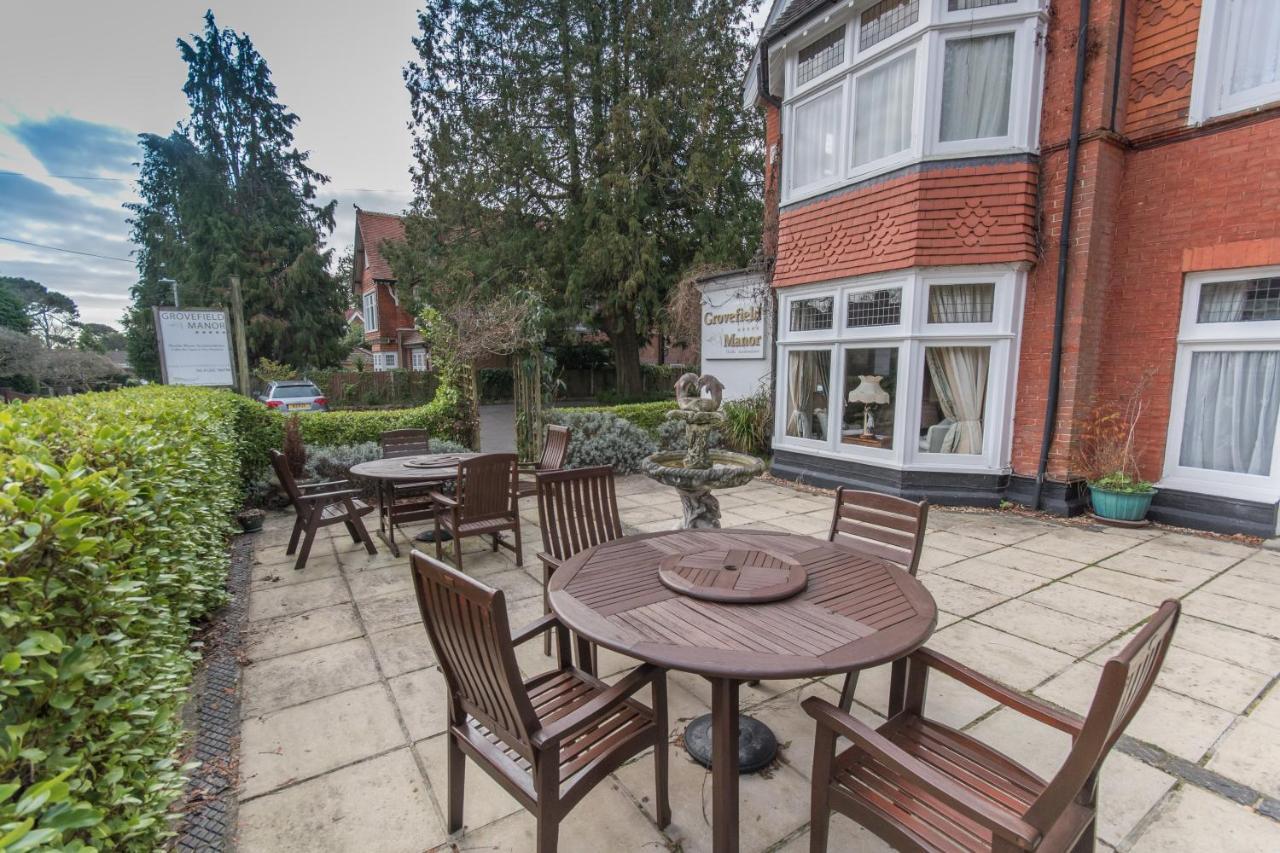 Grovefield Manor Hotell Poole Exteriör bild