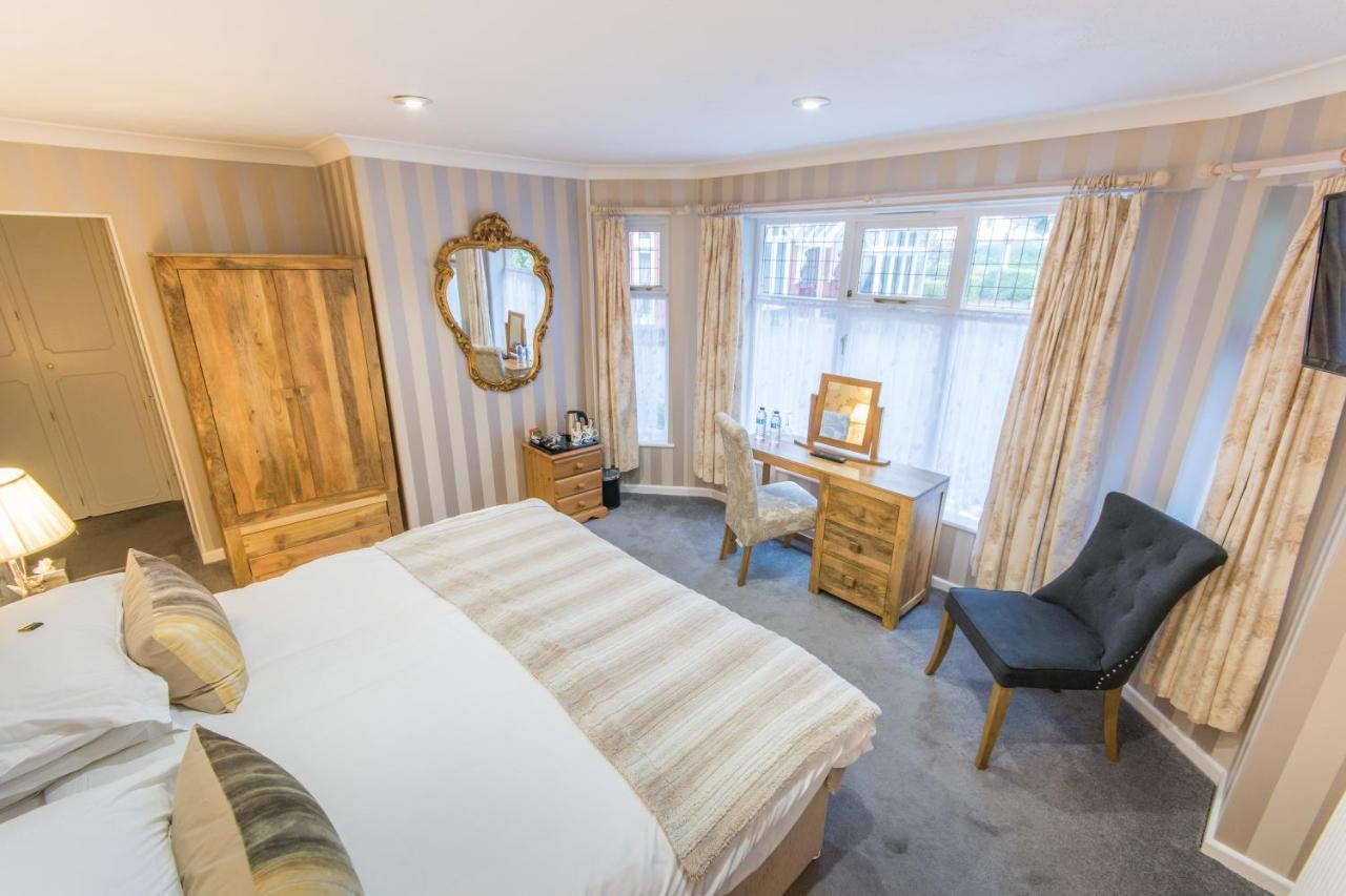 Grovefield Manor Hotell Poole Exteriör bild